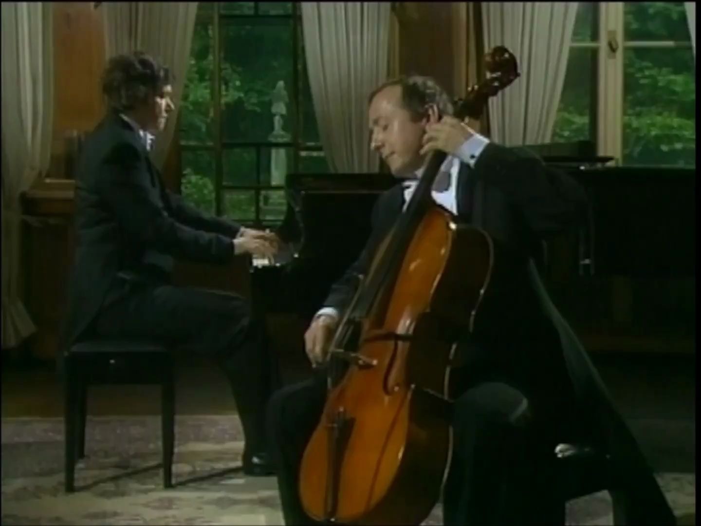 [图]Brahms: Cello Sonata No.2 / Perenyi Kocsis (1990 Movie) 勃拉姆斯F大调大提琴奏鸣曲