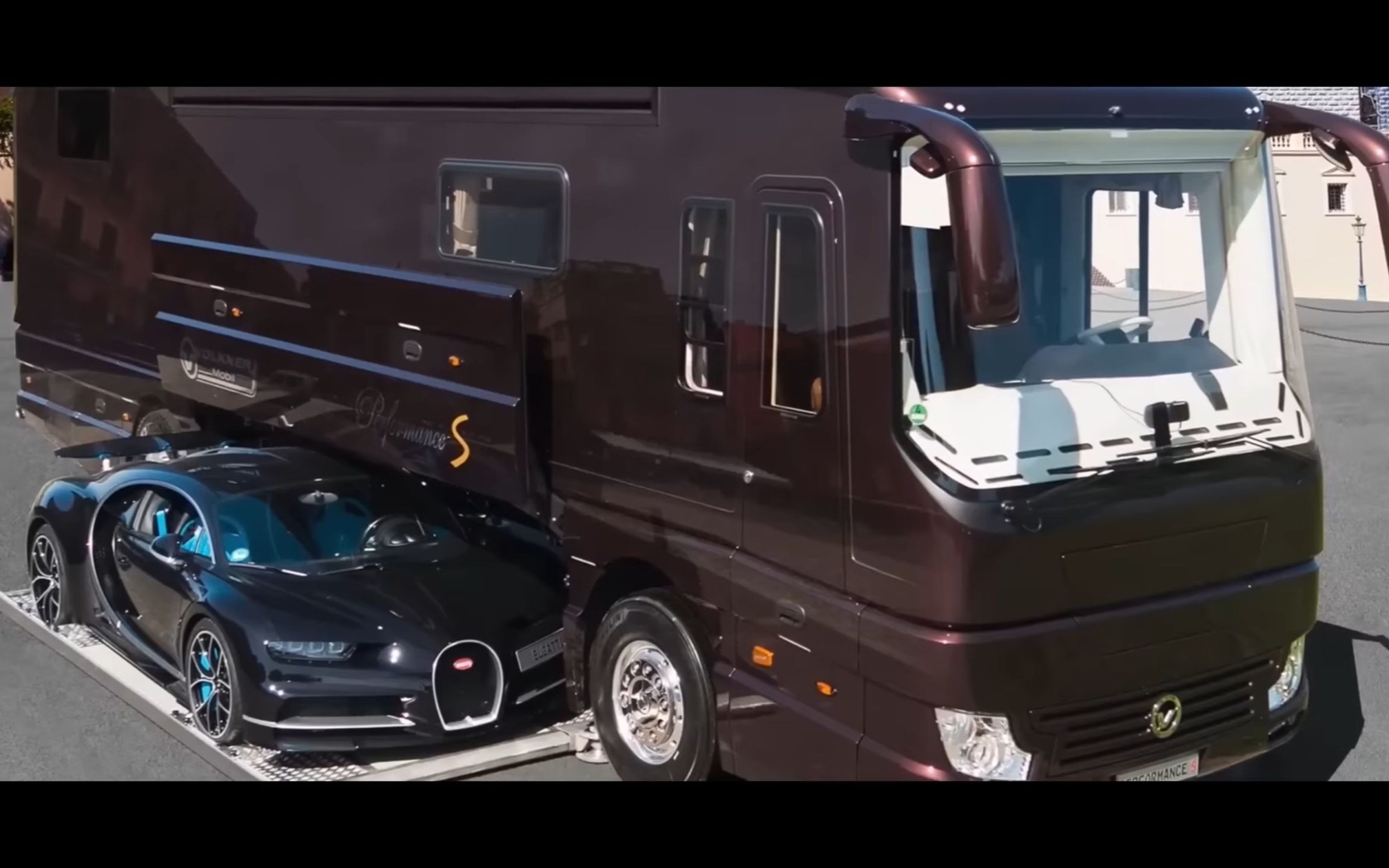 10款售价超2000万的顶级豪华房车 你带着哪一辆去看世界