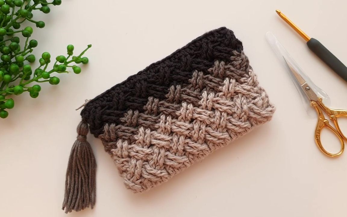 钩针编织交叉斜纹花样零钱包