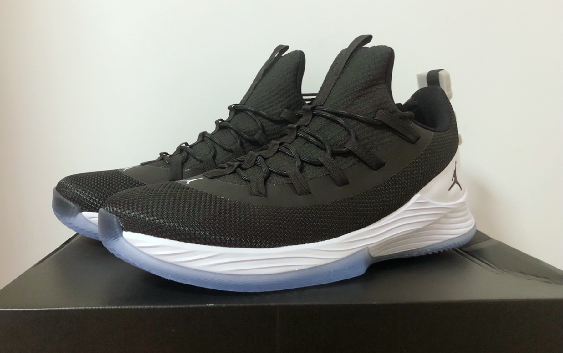 三百多的高性价比实战球鞋 ultra fly 2 low开箱_哔哩哔哩_bilibili