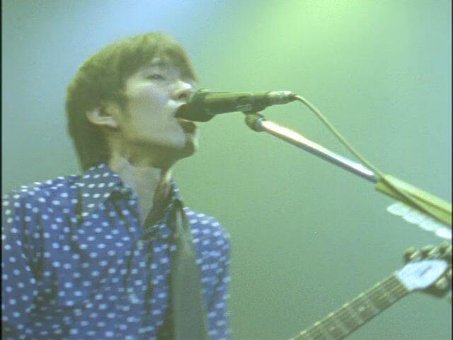 Spitz - Jamboree Deluxe Live Chronicle 1991-2000 トンガリ'95_哔哩