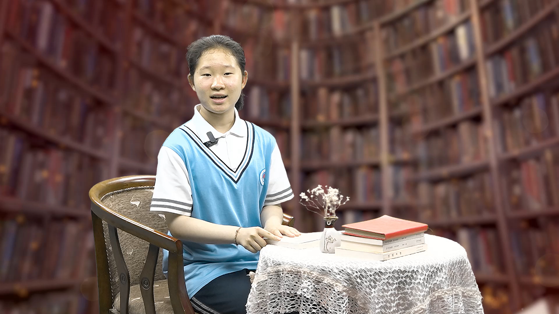 《 盛夏野果异乡情 》 作者:高志飞【读书人】 第二季第10期