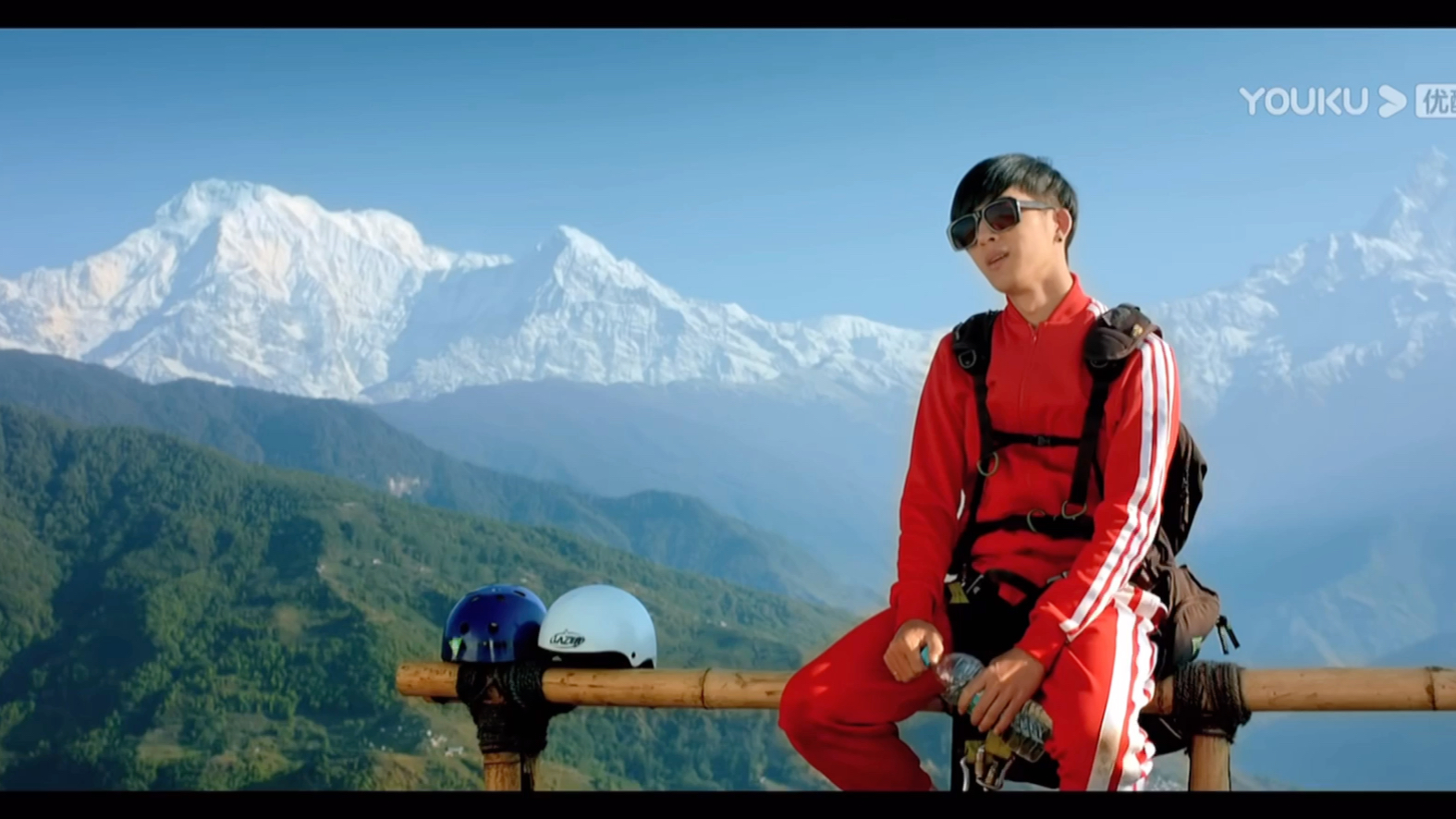 活动  井柏然《等风来》