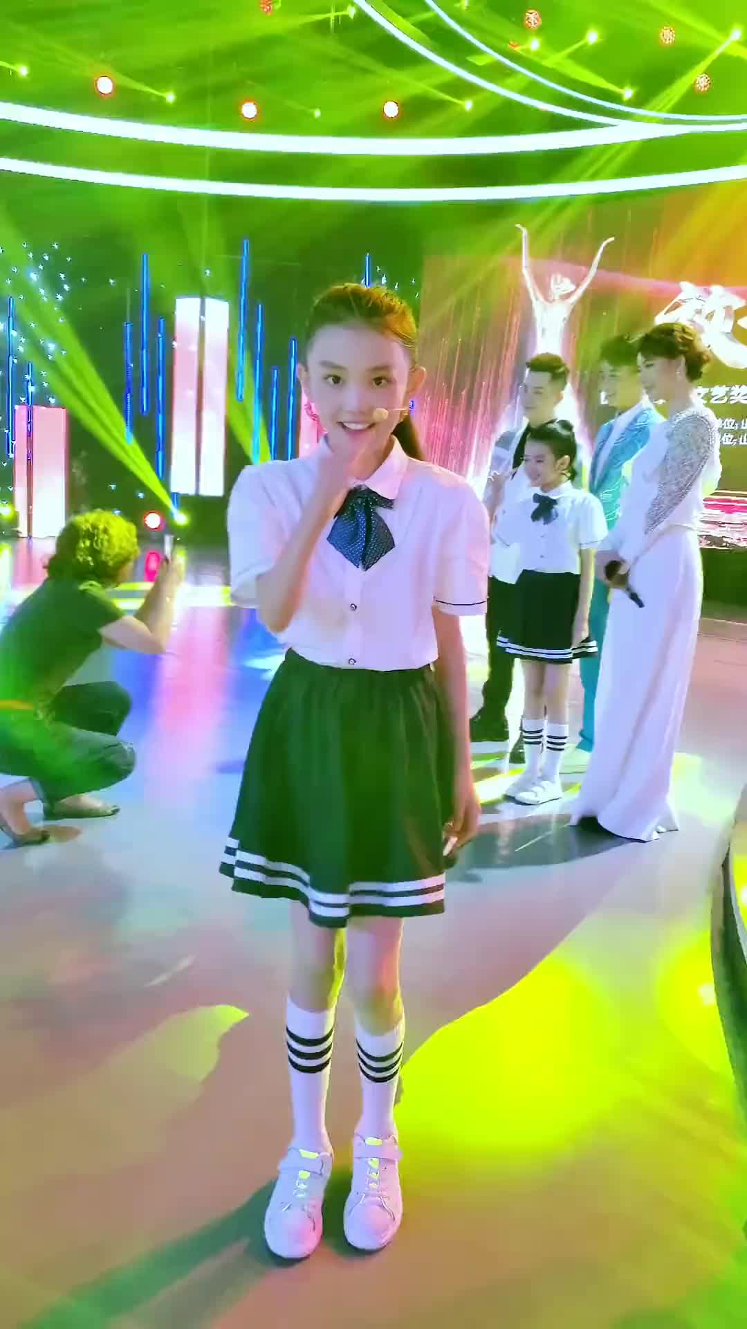 芒种宋小睿小伙伴们周末快乐芒种