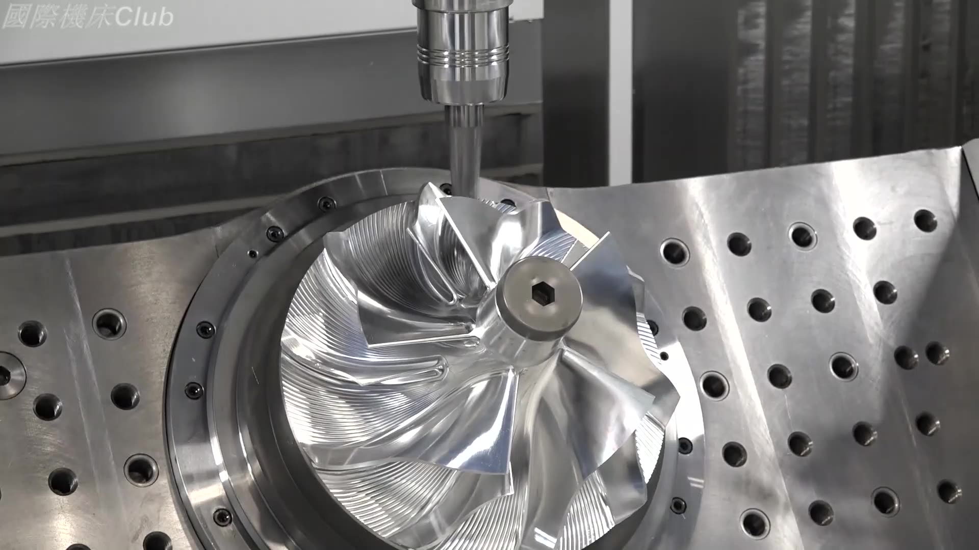 德国巨浪fx800机床五轴五联动加工叶轮