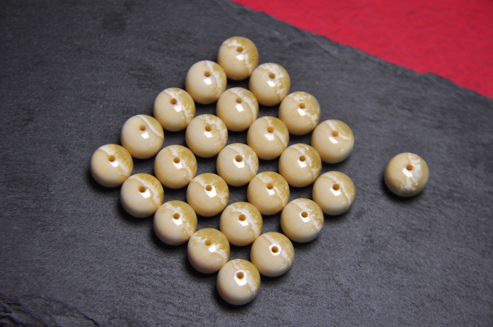 【独角 · 老油根半皮半肉单珠】尺寸:10*9mm颗颗半皮半肉绝产精灵球