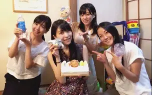 生肉 间接接吻的茅野愛衣と大西沙織ｗ和一脸嫌弃的洲崎綾と伊藤静 哔哩哔哩 つロ干杯 Bilibili