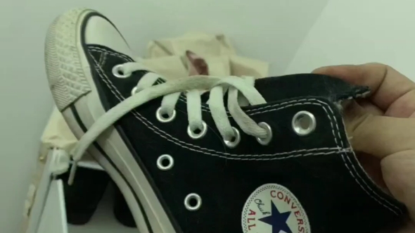 高帮帆布鞋子扫楼