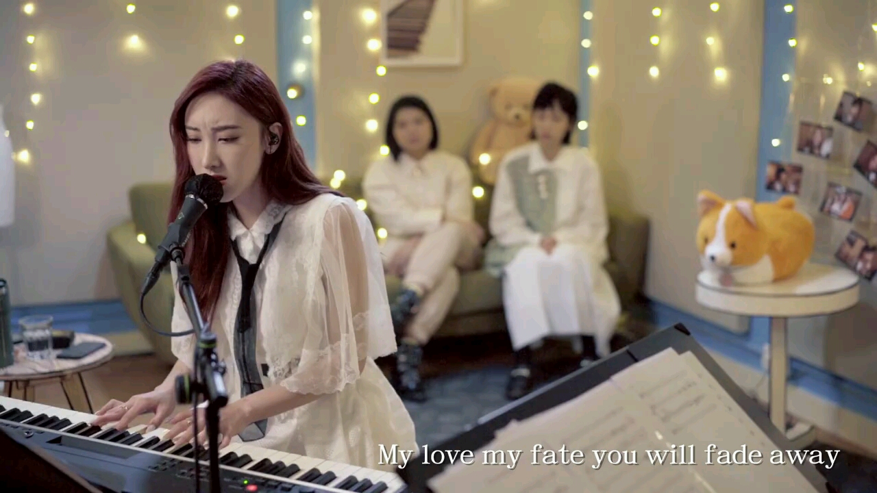 [图]许靖韵—《My love my fate. 给电影人的情书.人非草木》