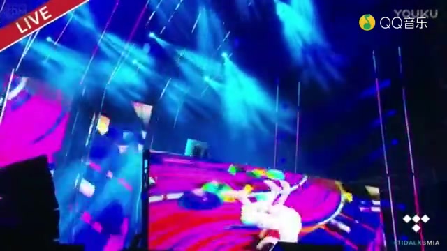 [图]Marshmello-[全场] 2017 Made In America Festival (Live)(高清)