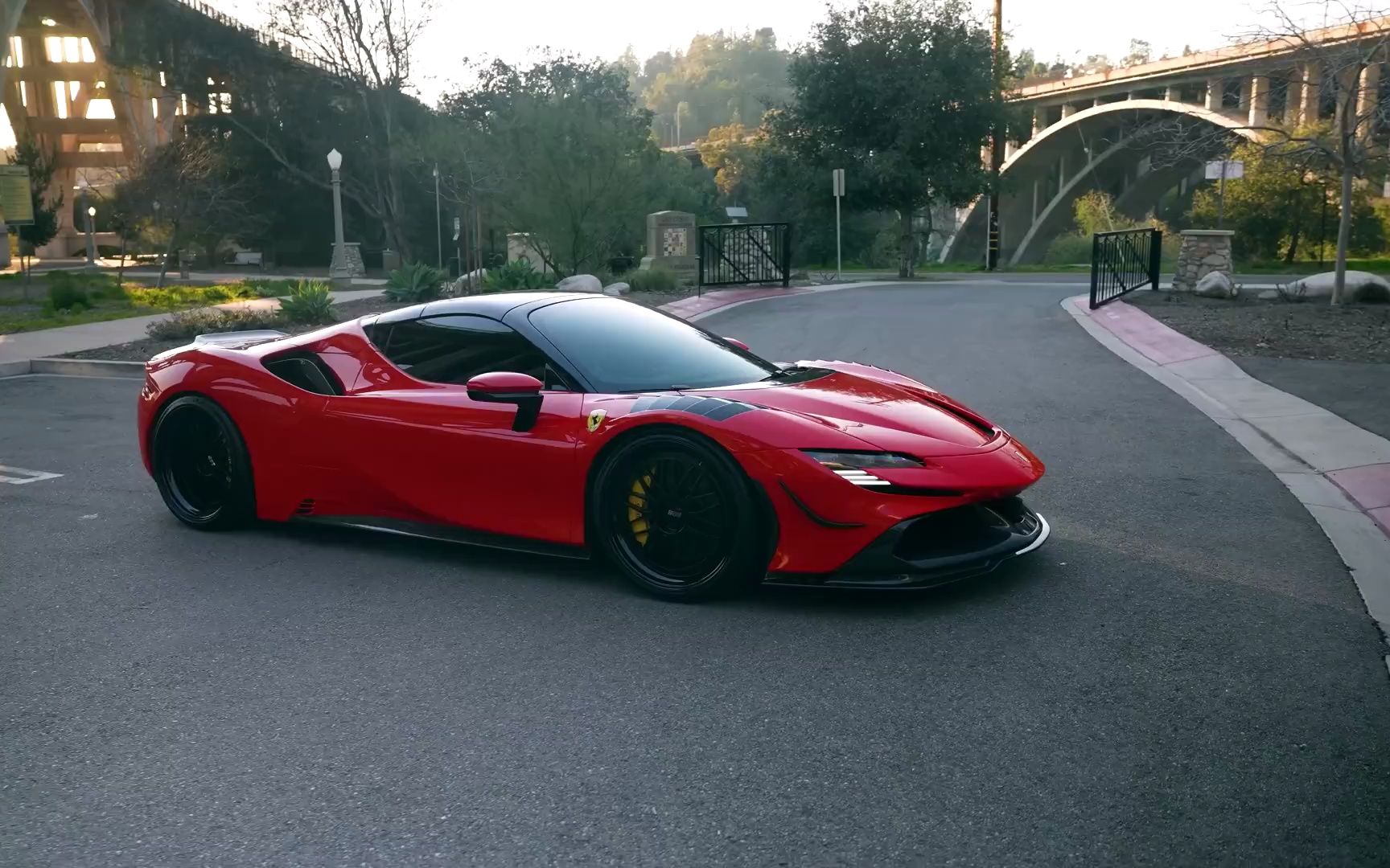 改装案例|wow! ferrari sf90 spider 全碳纤维车身套件|bbs轮毂