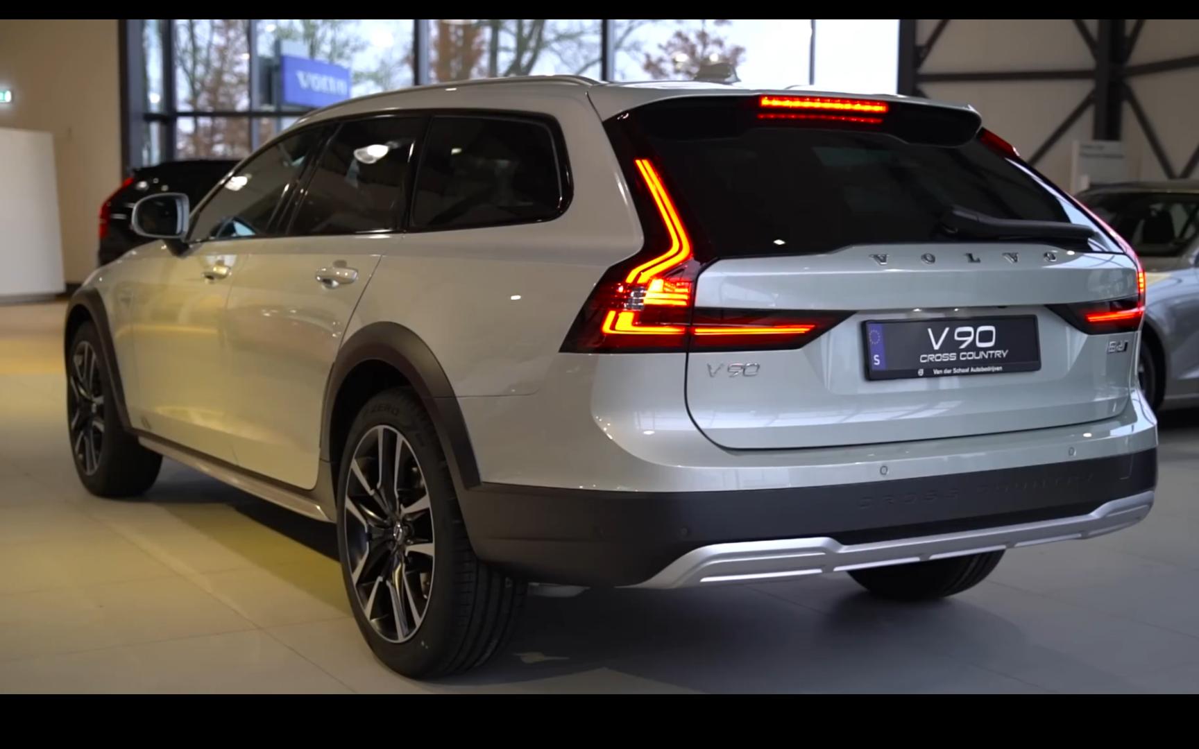 【纯享】2022沃尔沃v90cc b6(300马力)