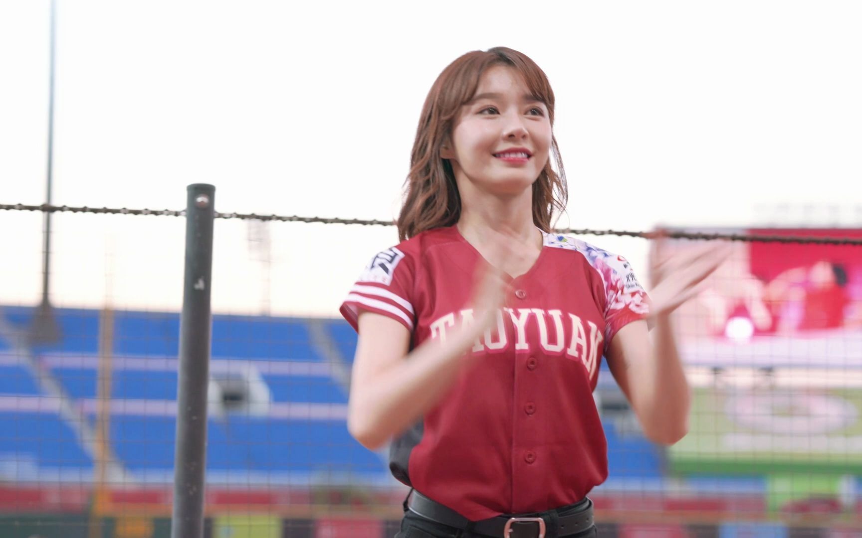 春节过了,跟yuri(陈怡叡)一起动动筋骨吧!-7 _1080p