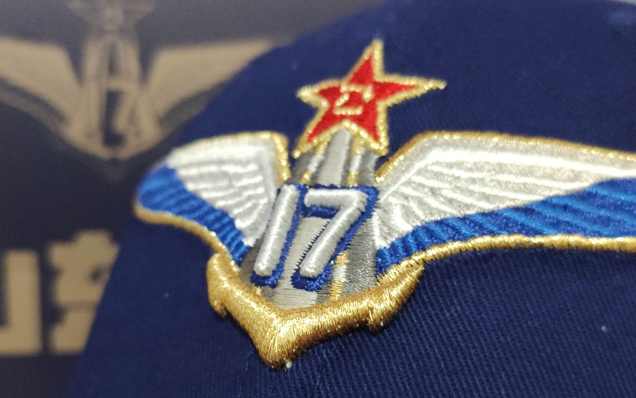 开箱山东舰舰帽开箱及简易评测