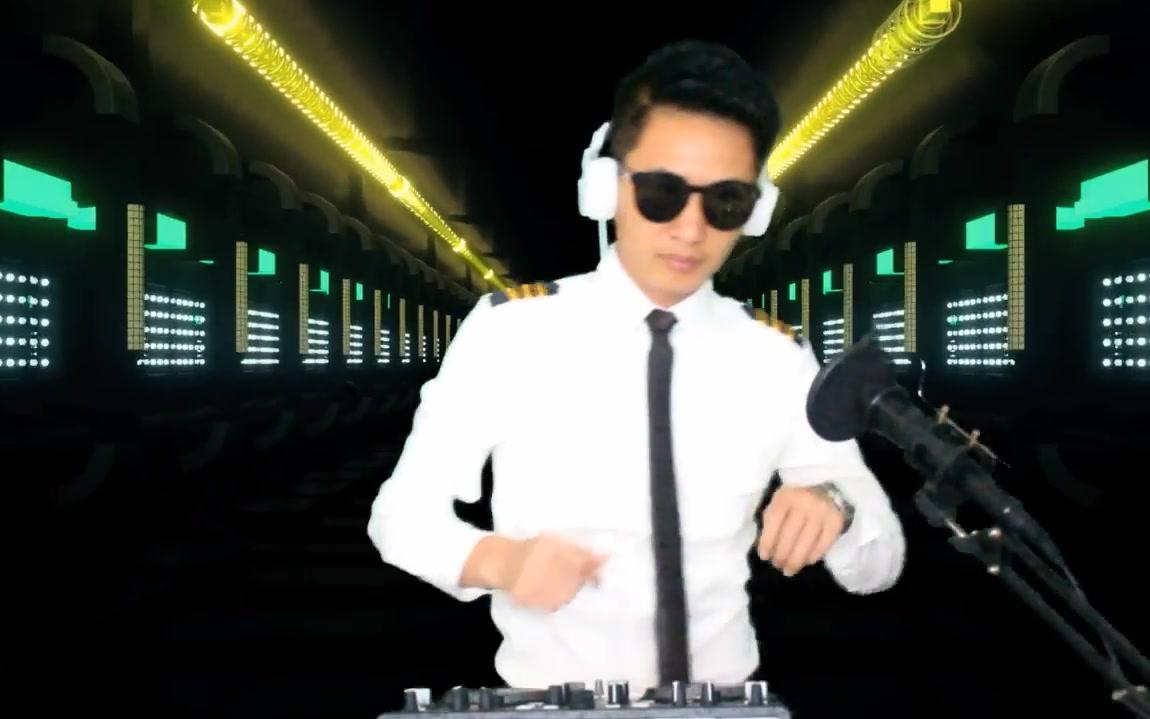 [图]一曲DJ《走出你的世界我更寂寞》好听醉人!