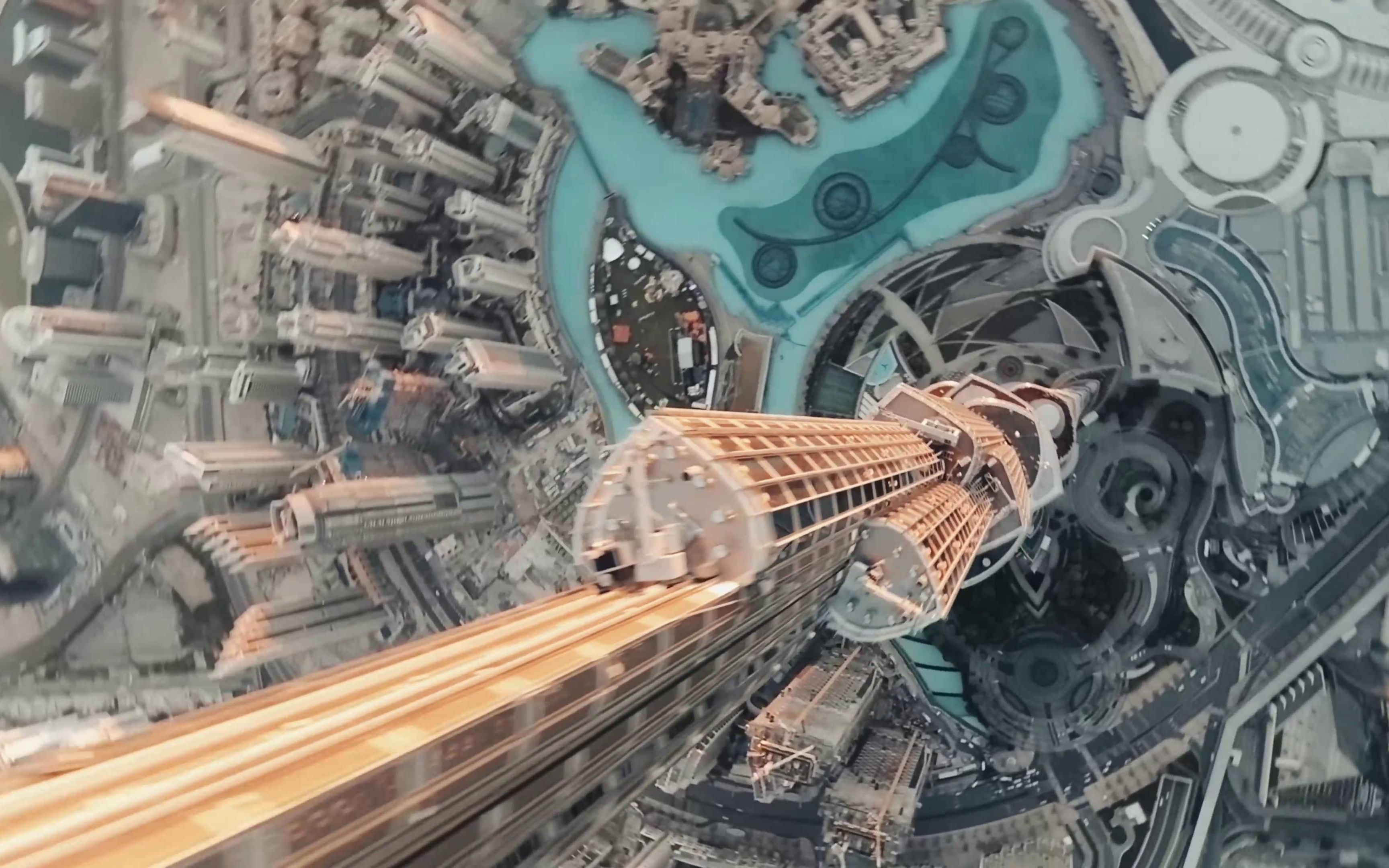 [图]【4K】迪拜阿利法塔 - Diving the Tallest Building in the World