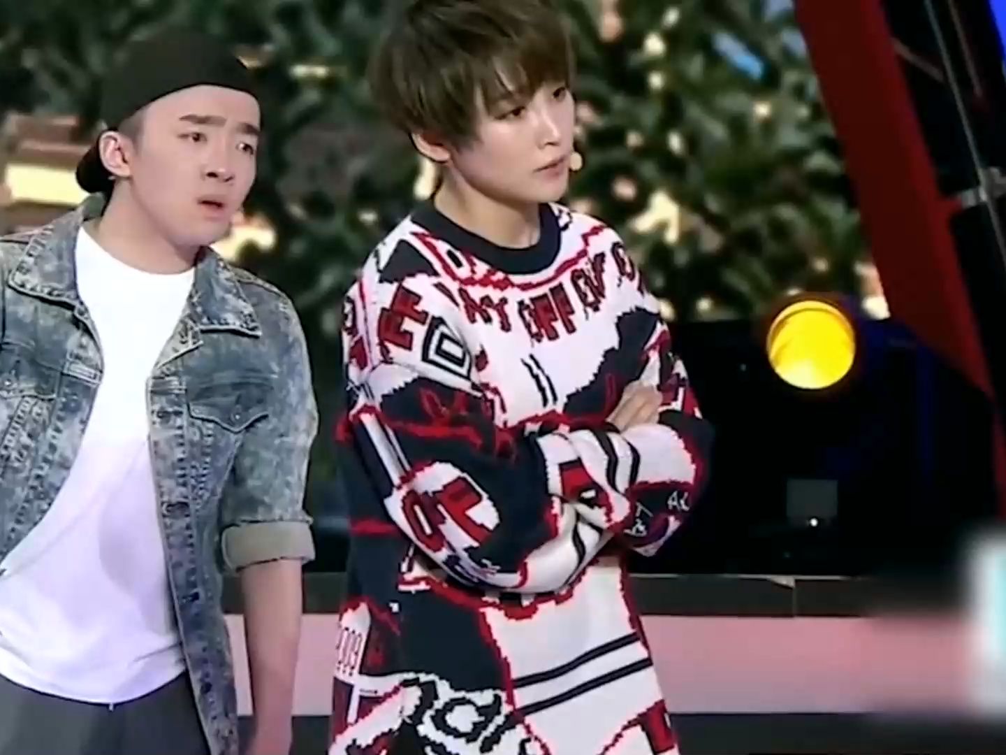 明星被cue反应,吴京被谢楠点名立刻认怂,鹿晗四处搜寻冤种甩锅