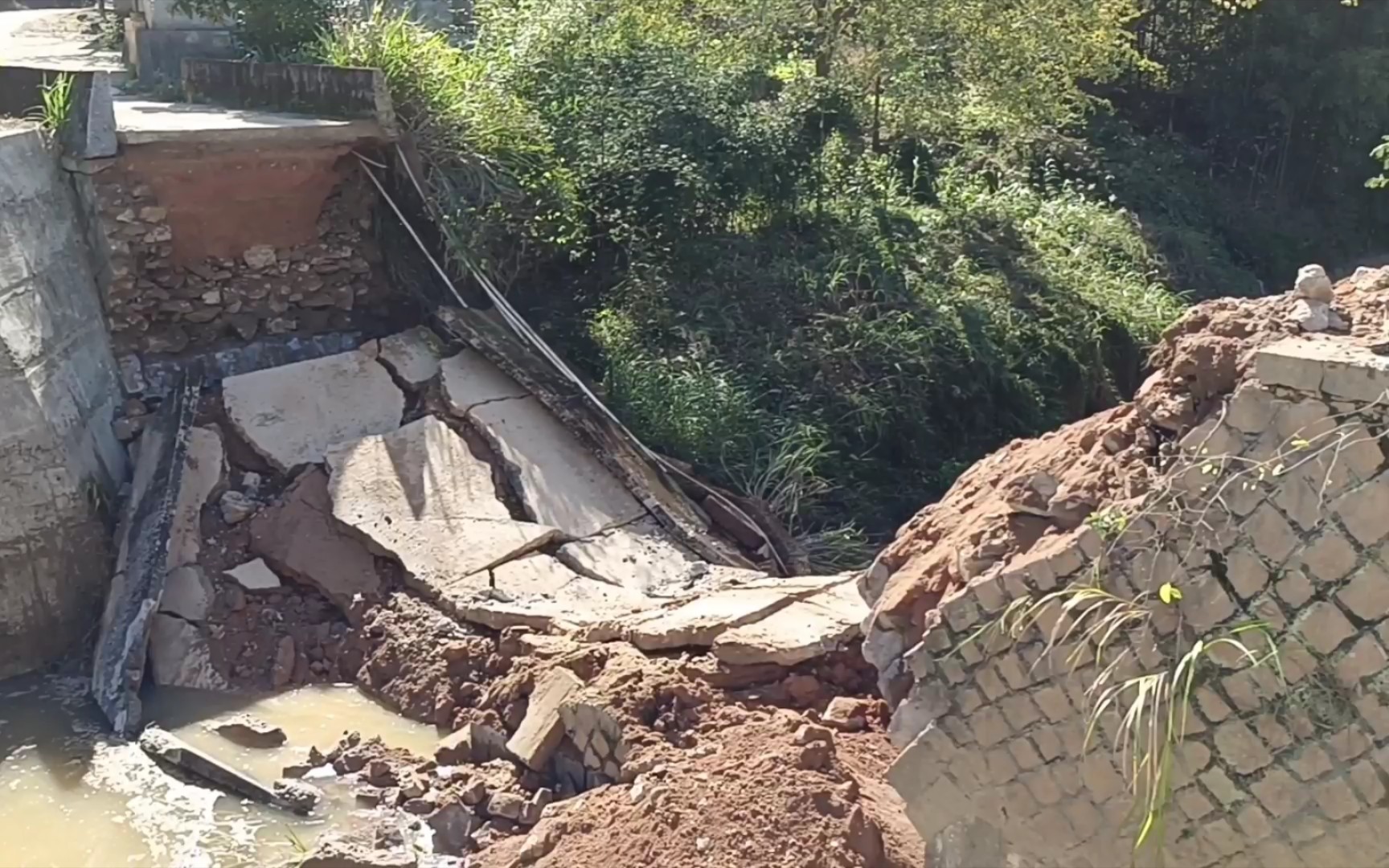 福建省邵武市拿口鎮拆橋啦!