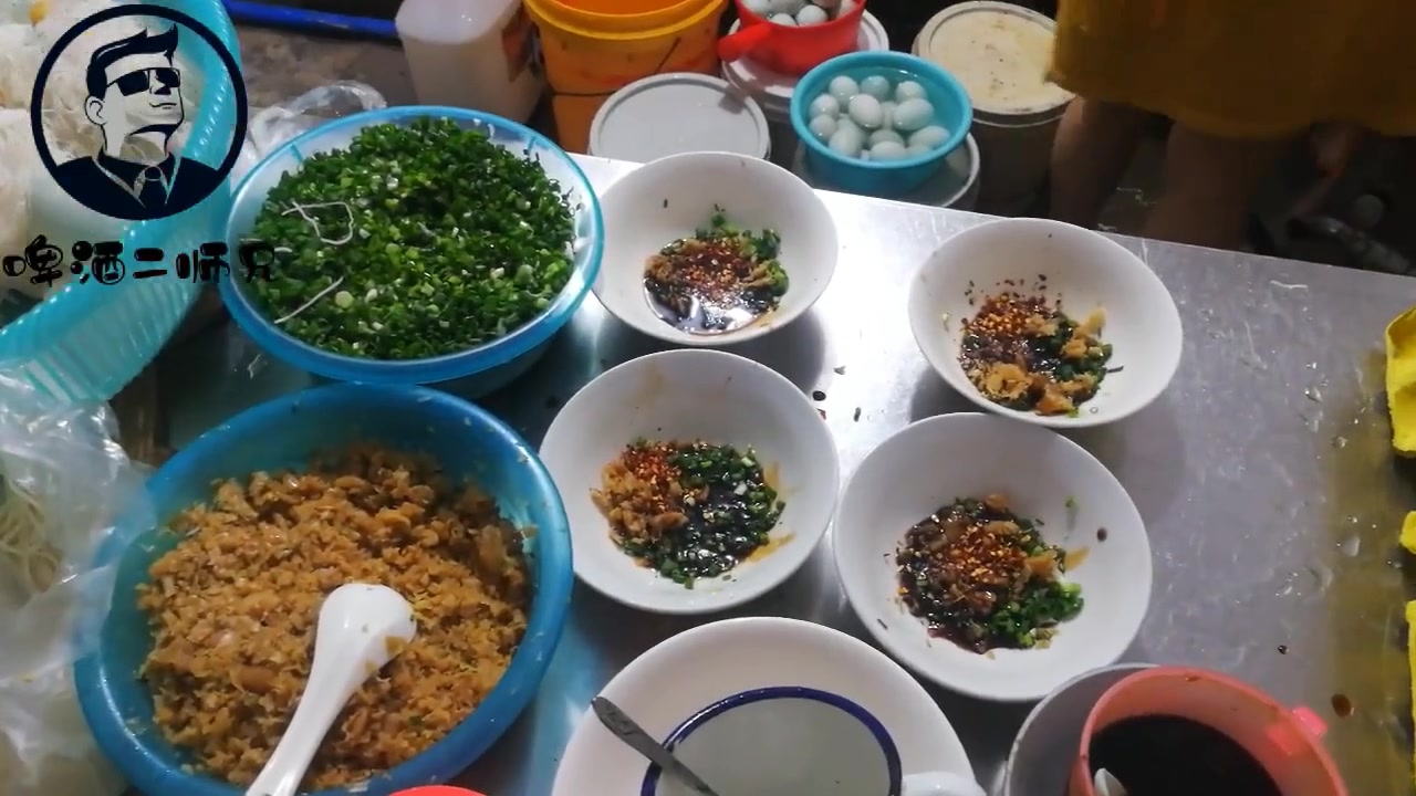 一条老街,一碗嗦粉子,吃的是南康老表童年的味道和情怀?