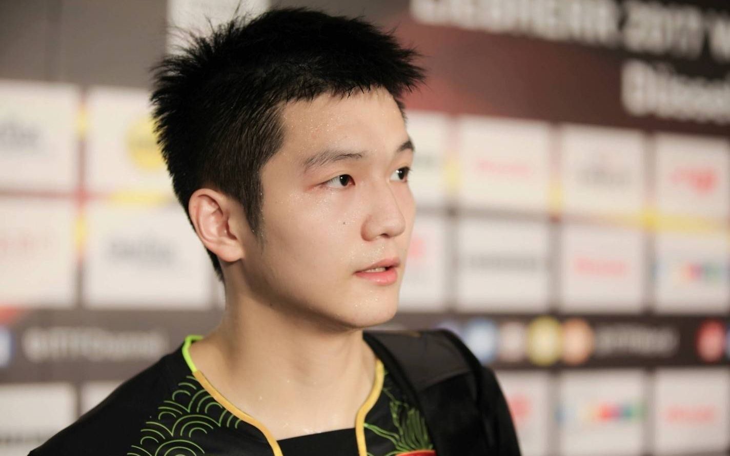 樊振东迷妹入粉记世锦赛男单决赛马龙vs樊振东20170605