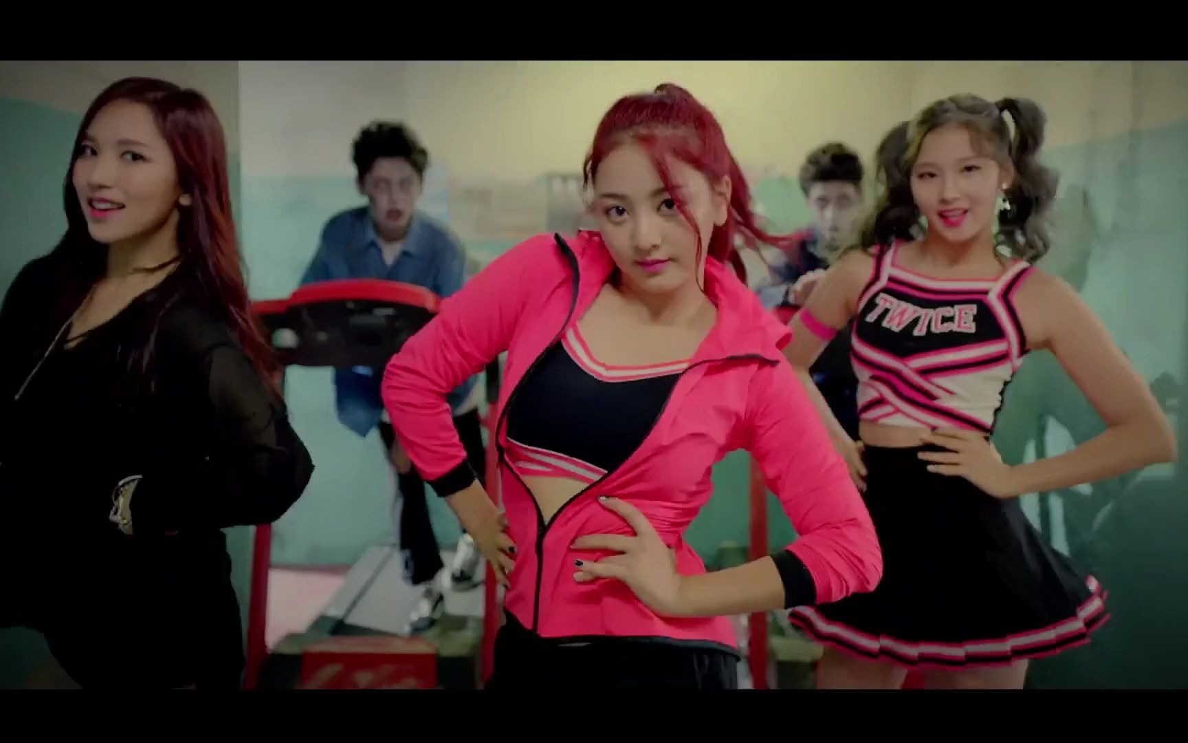 twice《优雅地(like ooh-ahh) 》完整版mv 超清