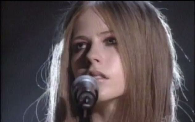 【敲开天堂之门】Avril Lavigne with Evan  Knockin' on Heaven's Door (Live 2003.10.27)哔哩哔哩bilibili