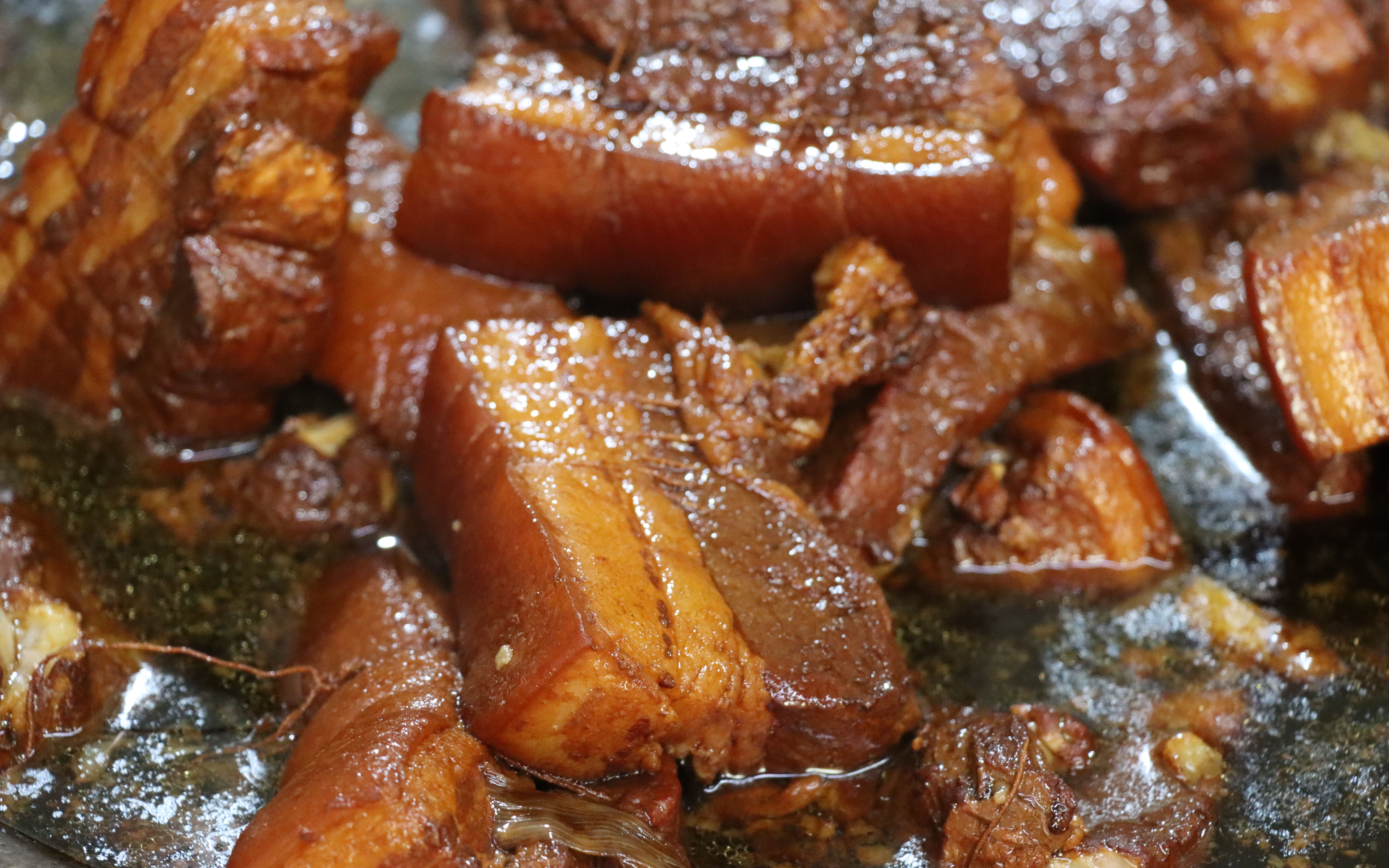 12元一块的甏肉,山东大哥做了18年,手是一杆秤每块3两半,每天卖200多