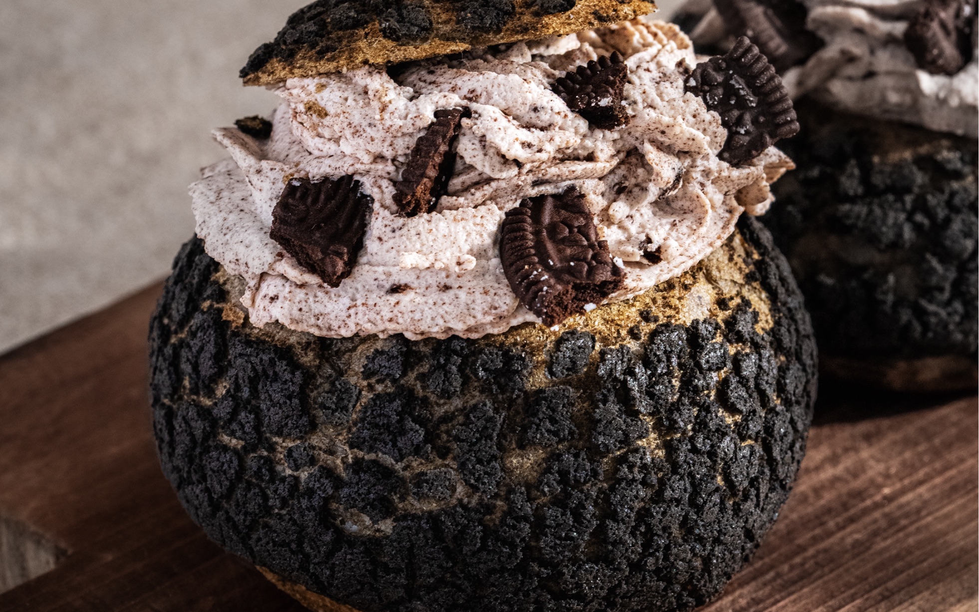 酷黑奥利奥咸奶油酥皮泡芙|名字好长,但好好吃啊