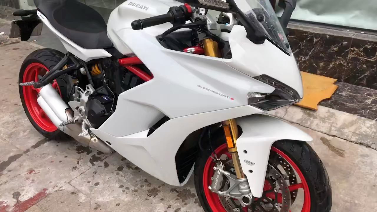 新货 21年大贸杜卡迪939s 仅仅行驶500公里,京b牌,北京得车友可以来