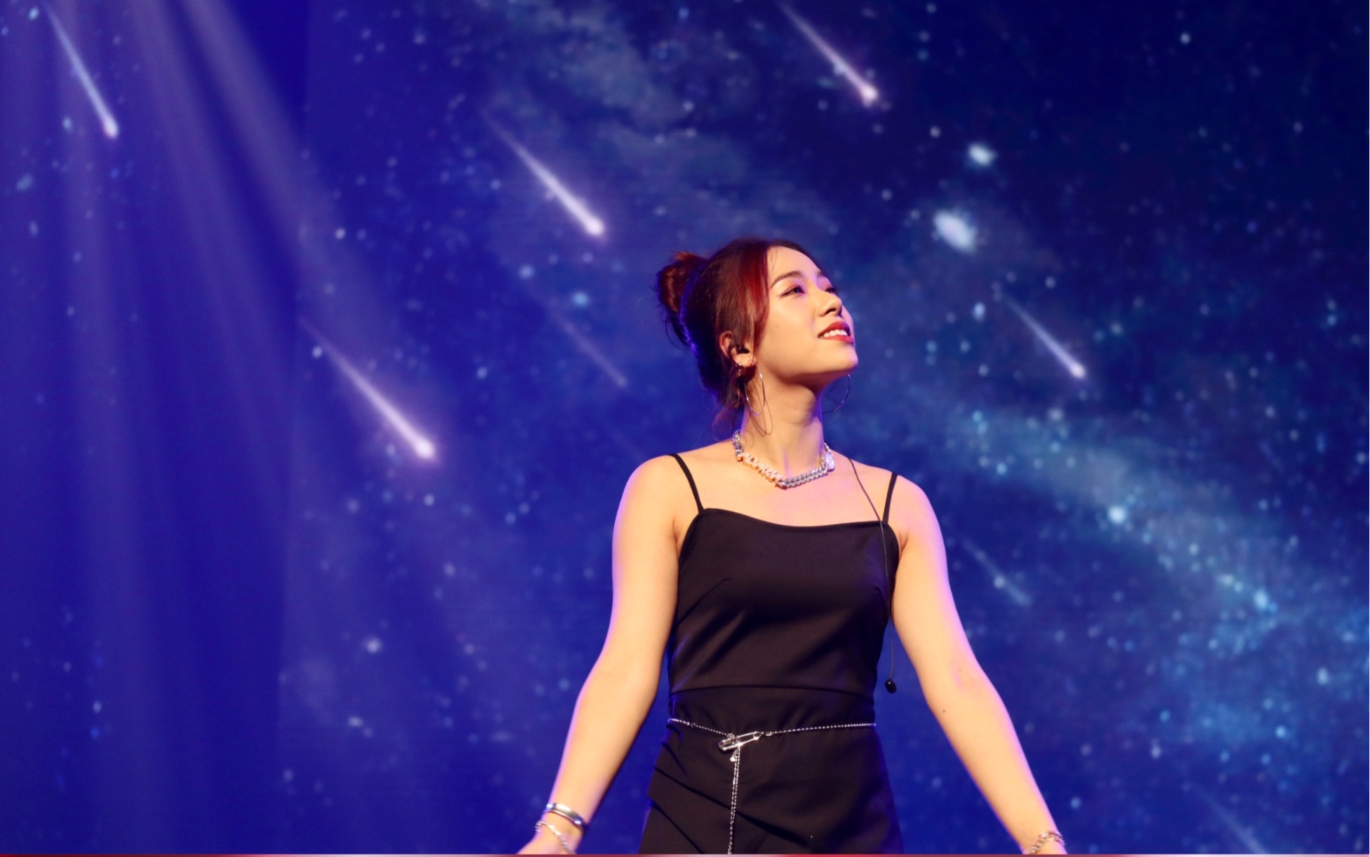 【阿达娃】超模说唱|《偏听偏信》超清现场|姐姐的美貌杀人