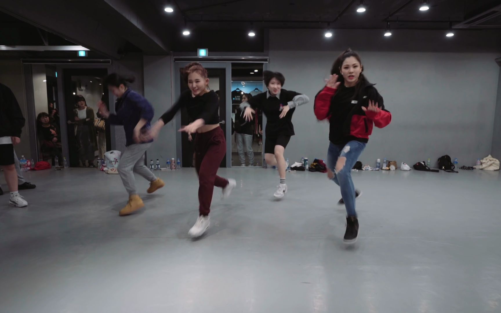 [图]Trust Fund Baby - Why Dont We Yoojung Lee Choreography