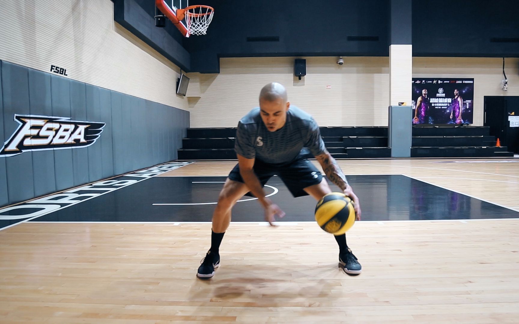 前nba体能教练教你14个运球动作