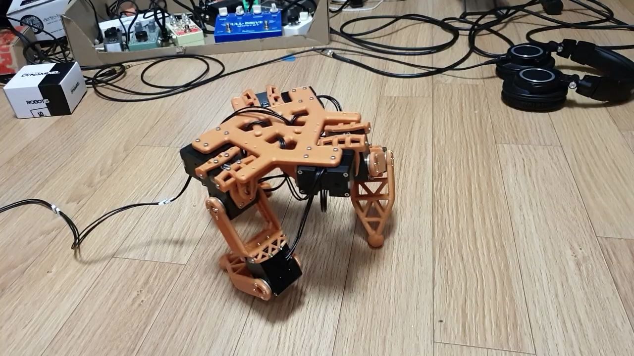 【三足机器人】行走(无反馈)