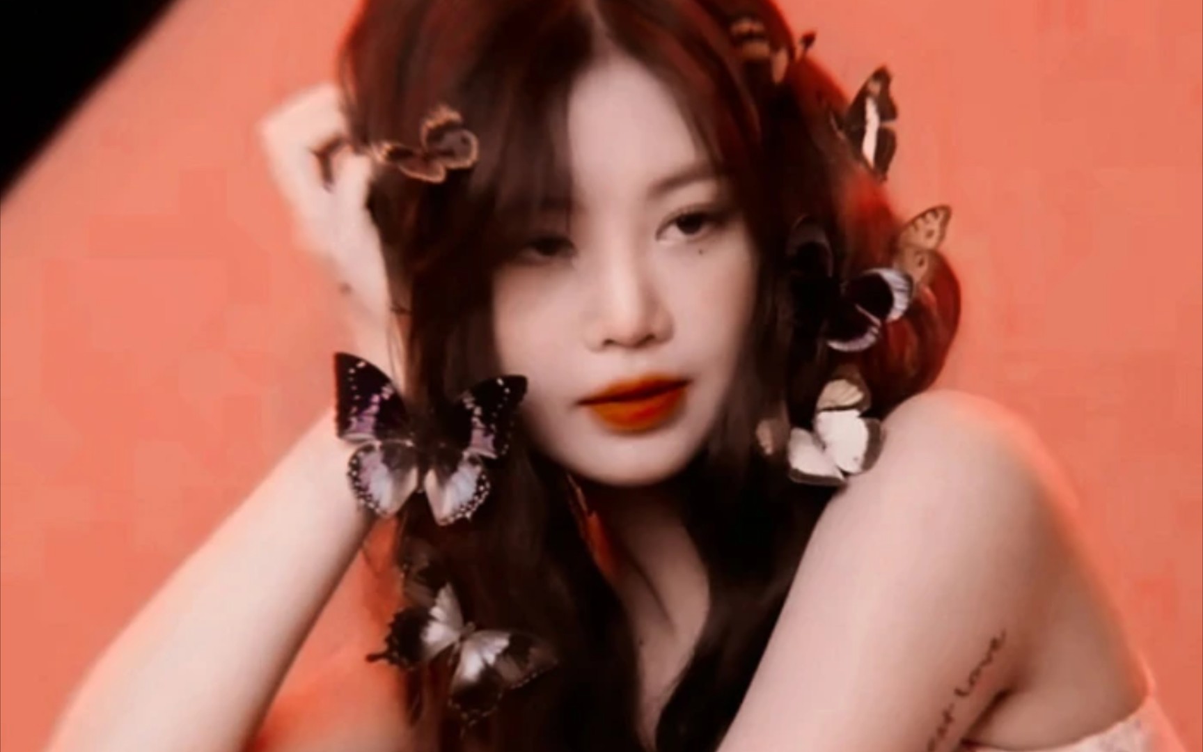 徐穗珍susu的shoot宛若蝴蝶般让你的心飘飘然