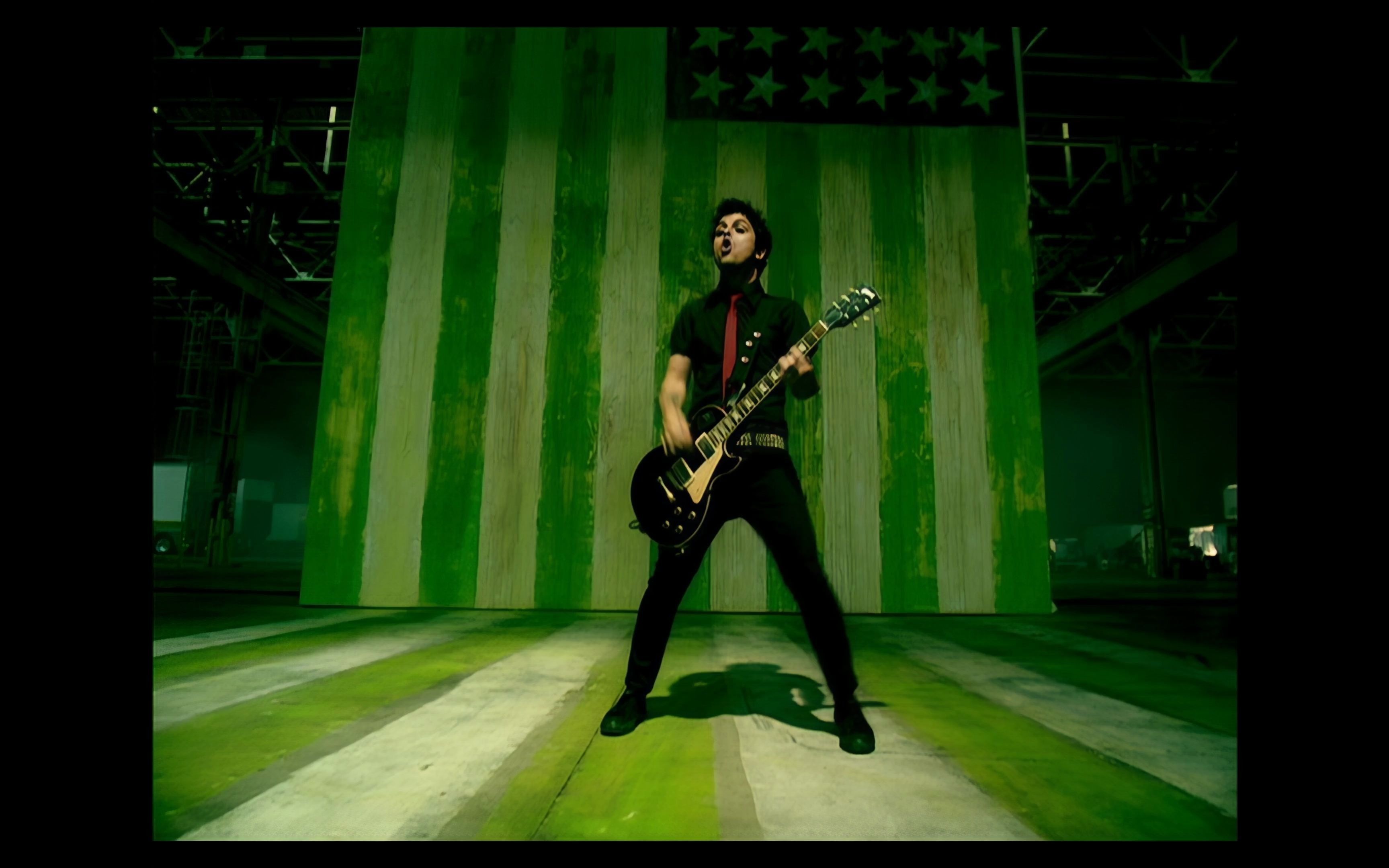 【4k修复】green day: american idiot (2004)_哔哩哔哩_bilibili