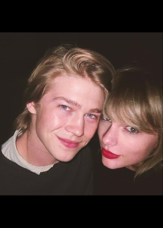 london boy 来自taylor和joe的甜甜的恋爱_哔哩哔哩_bilibili