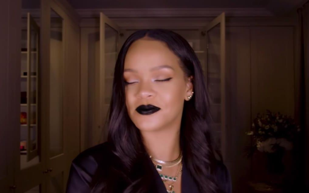 蕾哈娜的黑色死亡之唇