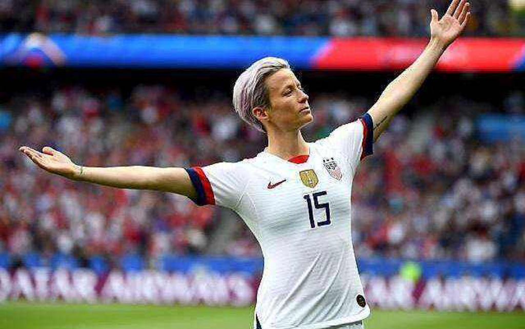 美国女足队长拉皮诺埃在纽约的演讲 法语字幕_哔哩哔哩_bilibili