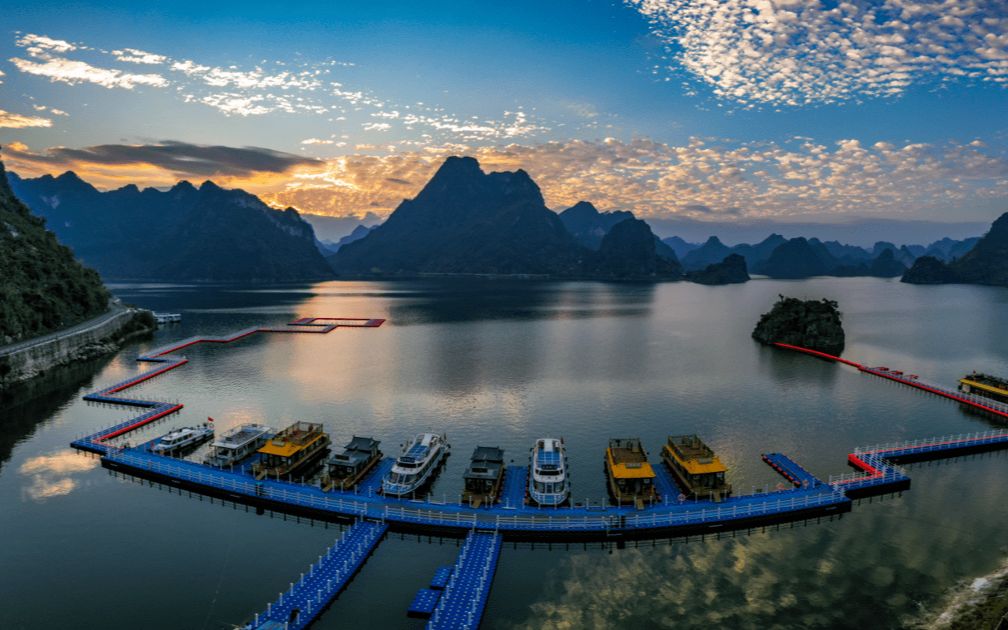 湖光山色钟为人物的上林云里湖闲置的五a景致