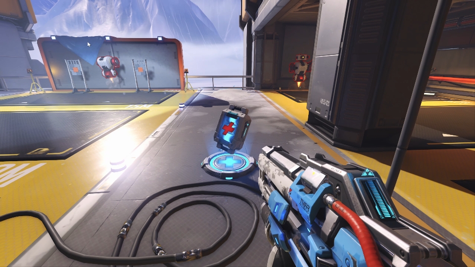 守望先锋,但是血包旋转四分钟