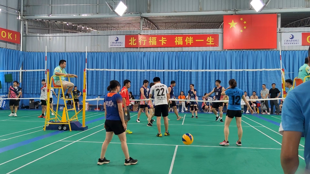 广西va气排球超级联赛(北流站)广西城建vs火烧桥花园队