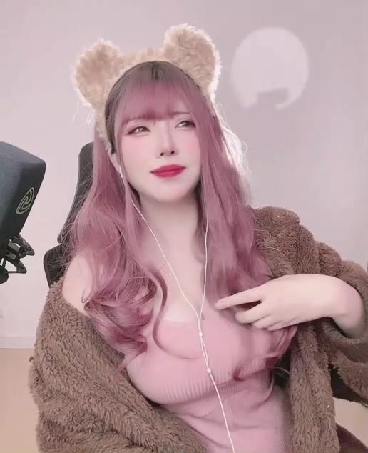 熊仔菌烨菌烨tako直播纯净版20200415