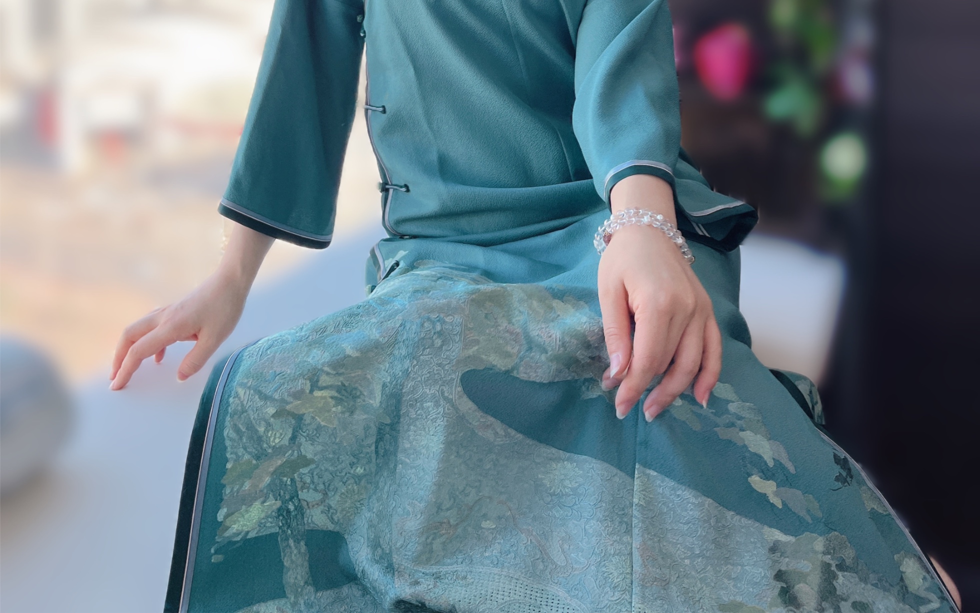 无领a裁倒大袖宽松版旗袍