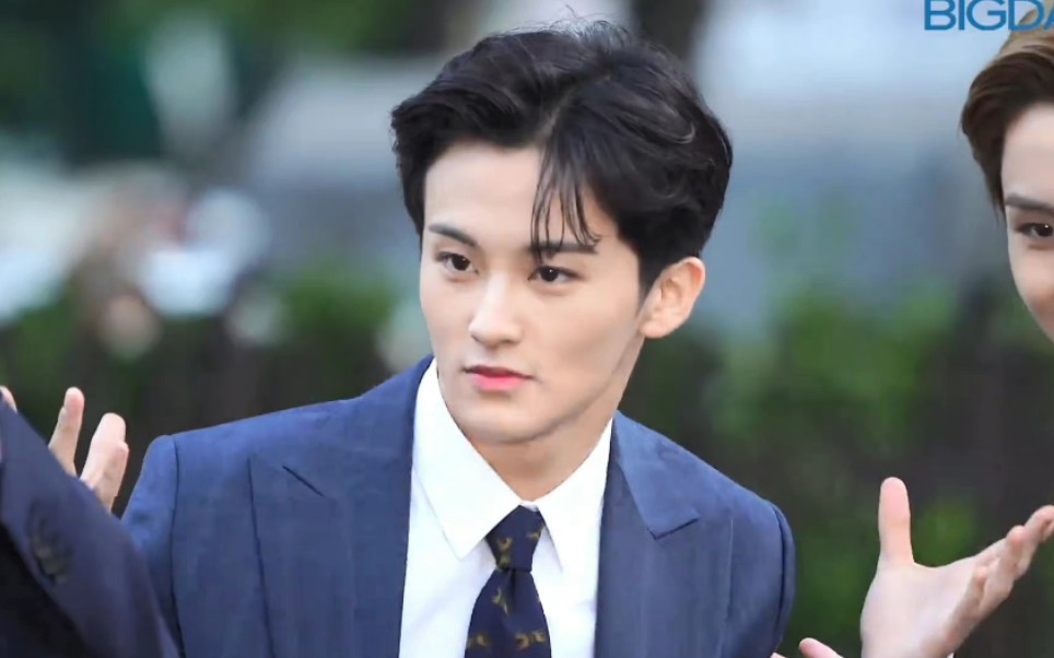 李马克 shoot 一下