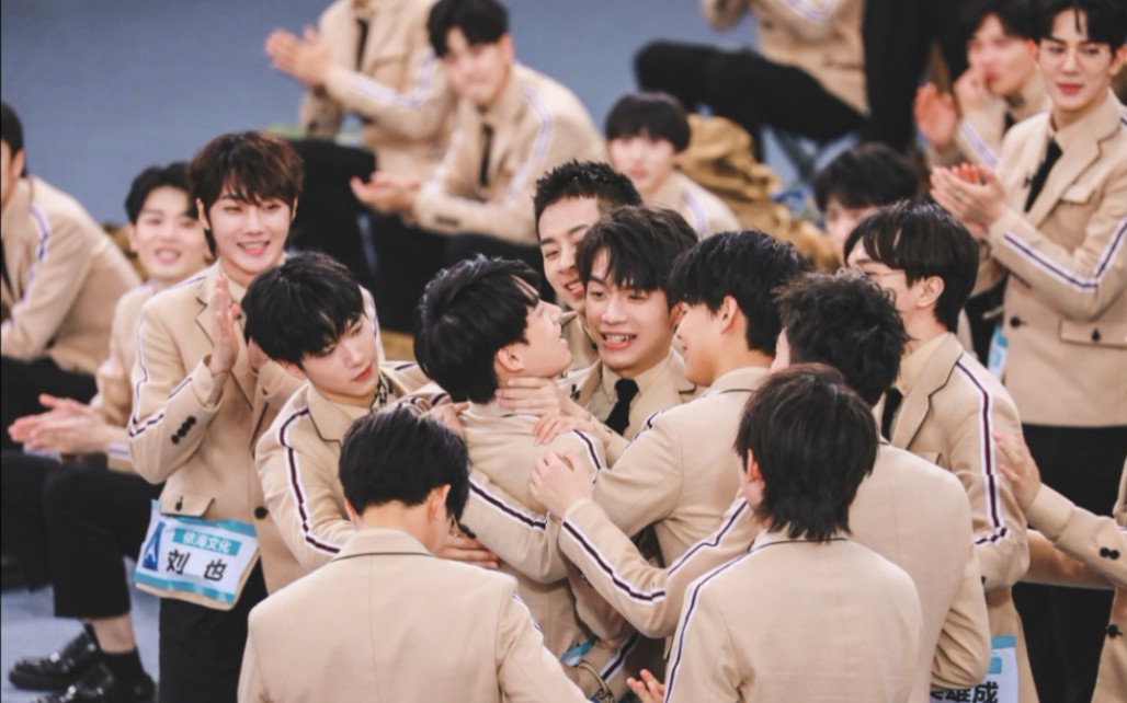 【r1se-姚琛】创造营2019第三次排名发布 小琛哥哭出小猪哼哼