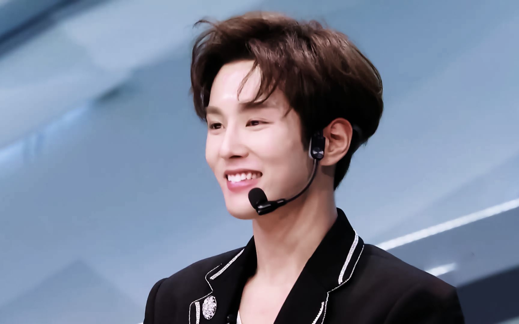 活动作品李汶翰丨个人向混剪丨青春有你合集