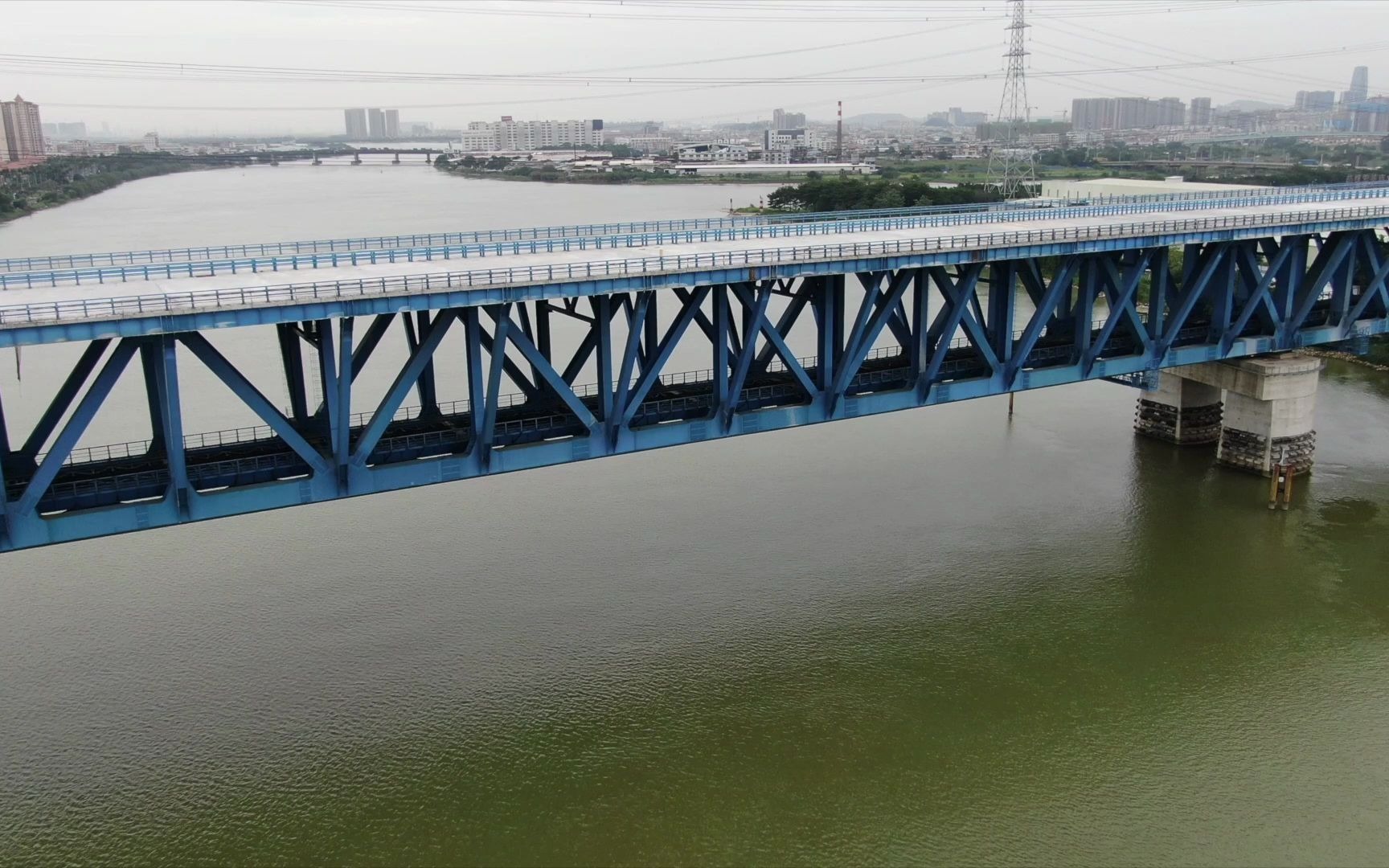 广中江高速鸡鸦水道大桥在建