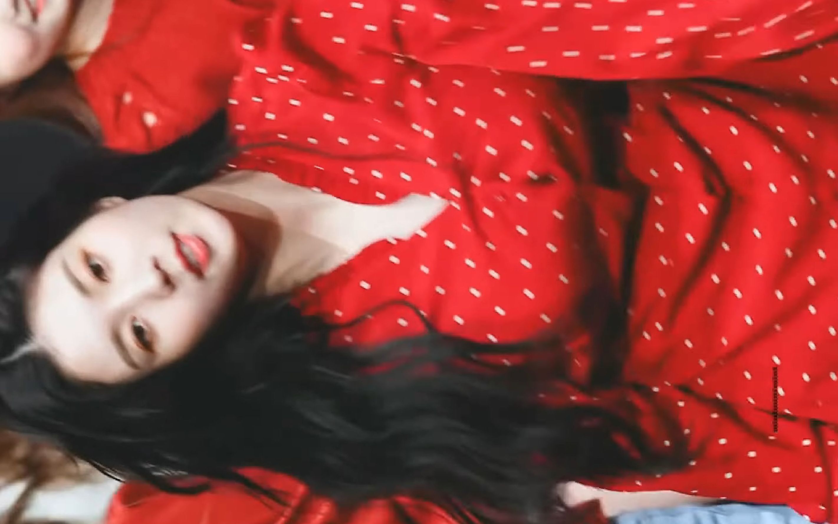 izoneeunbi权恩妃boobbouncingfancamcutcompilation