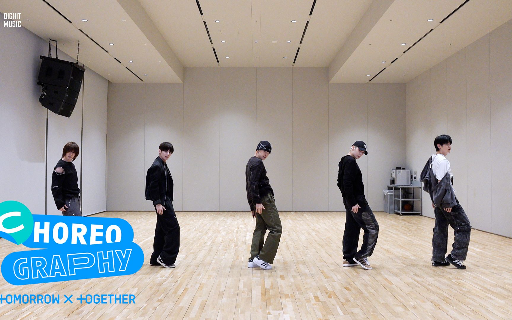 [图]TXT 'Chasing That Feeling' Dance Practice