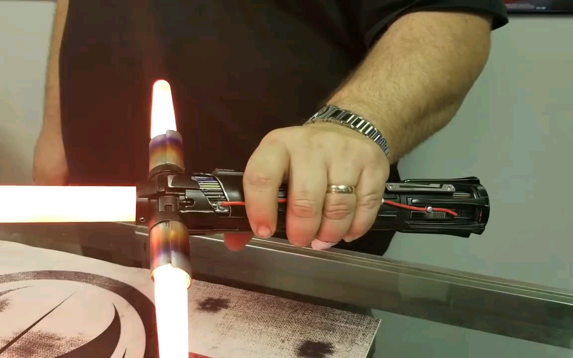 【光剑模玩演示】vader vault新品像素刃凯洛伦十字光剑模玩宣传视频